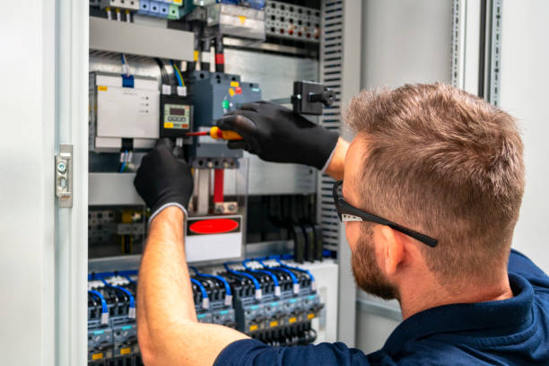 Best Circuit Breaker Repair  in Viola, NY